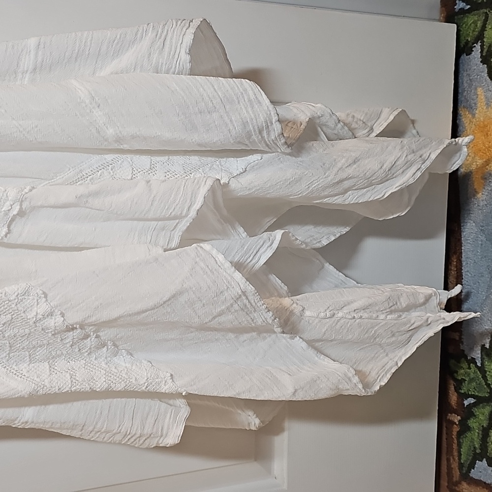 Elegant White Halter Dress NWOT - Picture 5 of 12